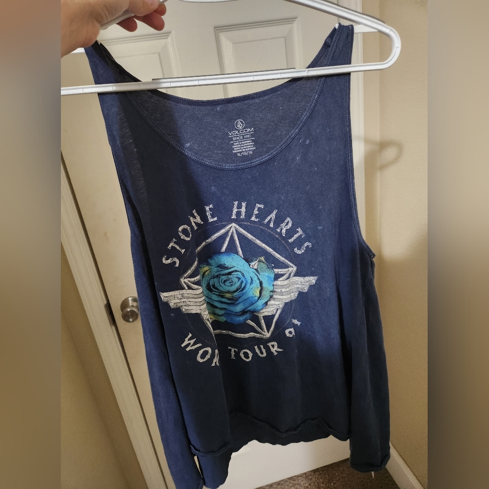 Dark blue tanktop